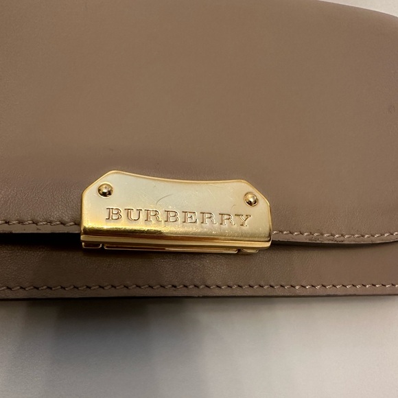 Burberry Madison Leather Beige Crossbody Bag with Gold Accents Authentic - Picture 4 of 12